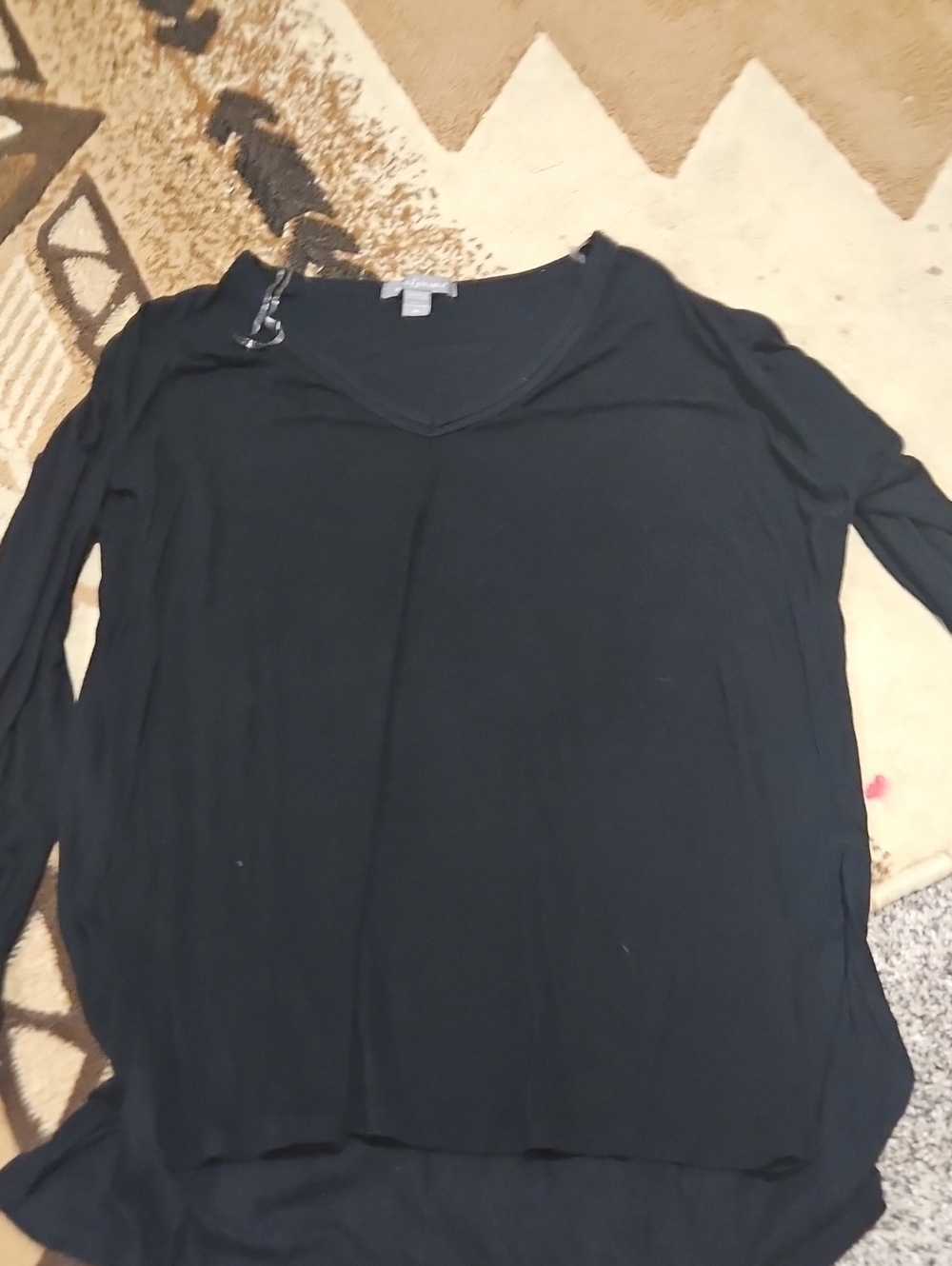 Everyday V-Neck Long Sleeve Top - Black